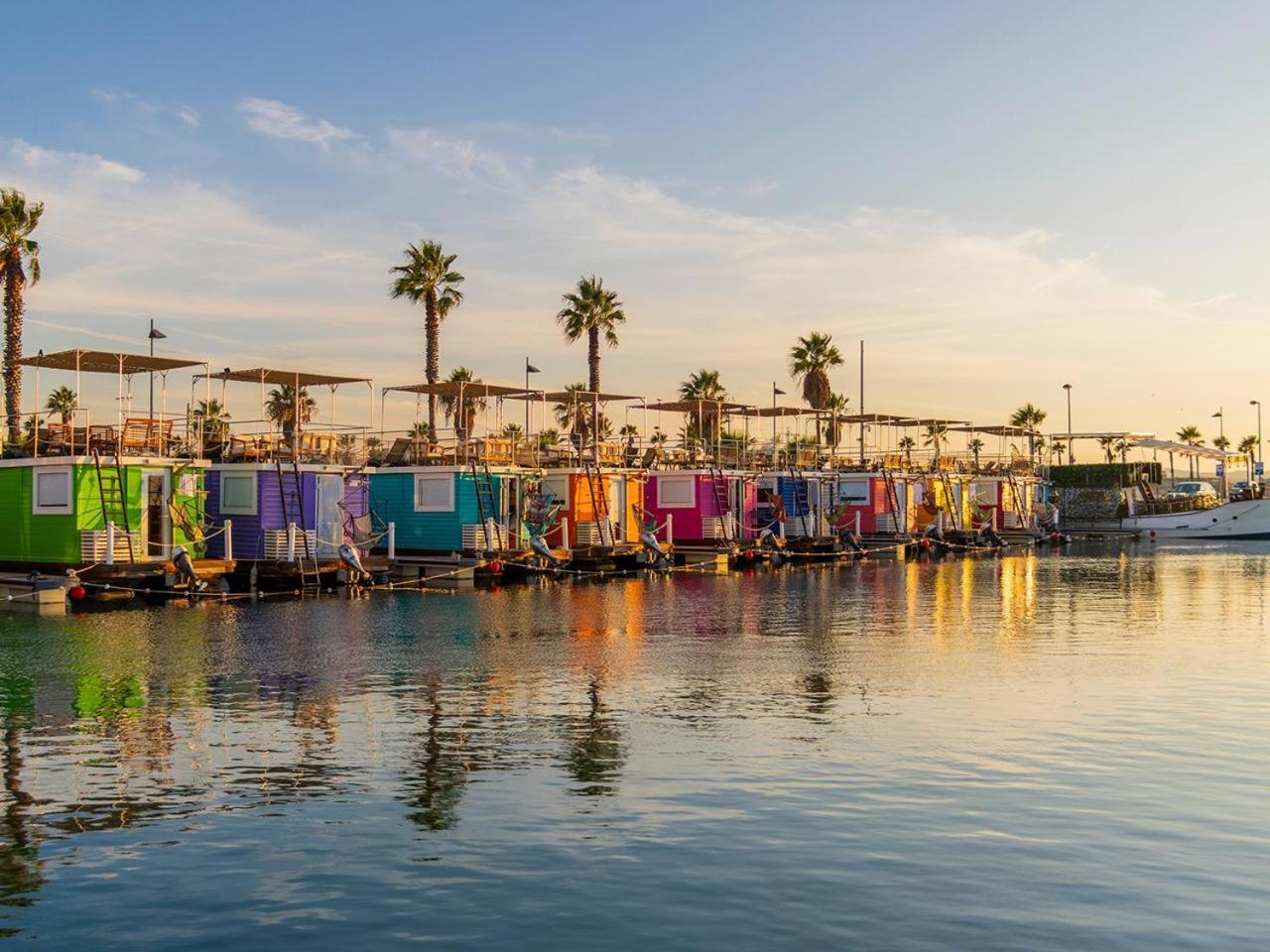 ספינת מלון Boat Haus - Casas Flotantes Frente A Gibraltar